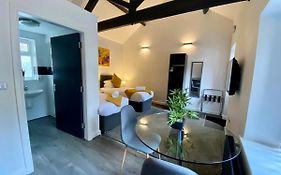Crows Hotel